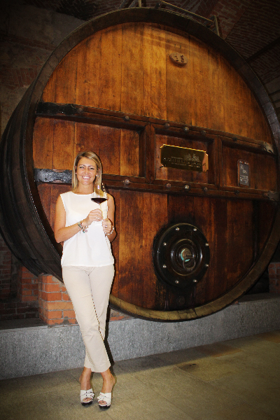 Valentina Abbona all'interno della cantina